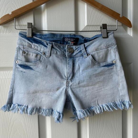 Boom Boom Jeans Pants - Boom Boom Jeans frayed hem shorts in size 3